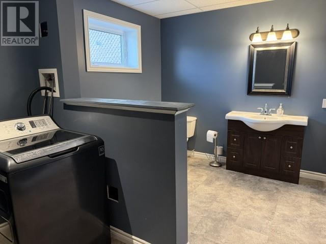 27 Morris Crescent - 31