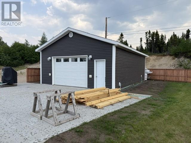 27 Morris Crescent - 38