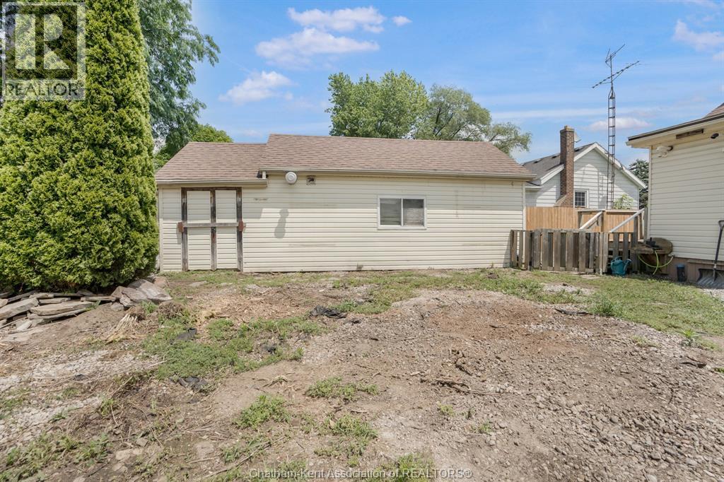 43 OXLEY DRIVE - 27
