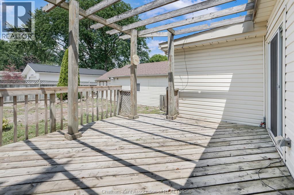 43 OXLEY DRIVE - 29