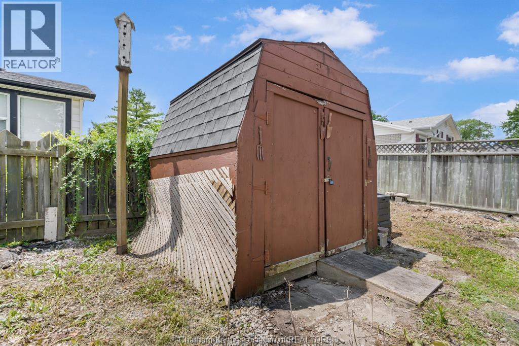 43 OXLEY DRIVE - 32