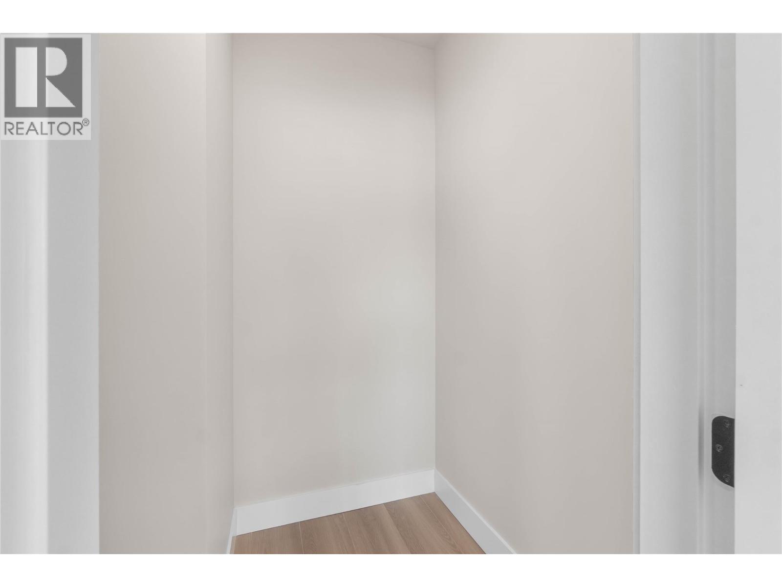 #14 220 Shepherd Road - 12