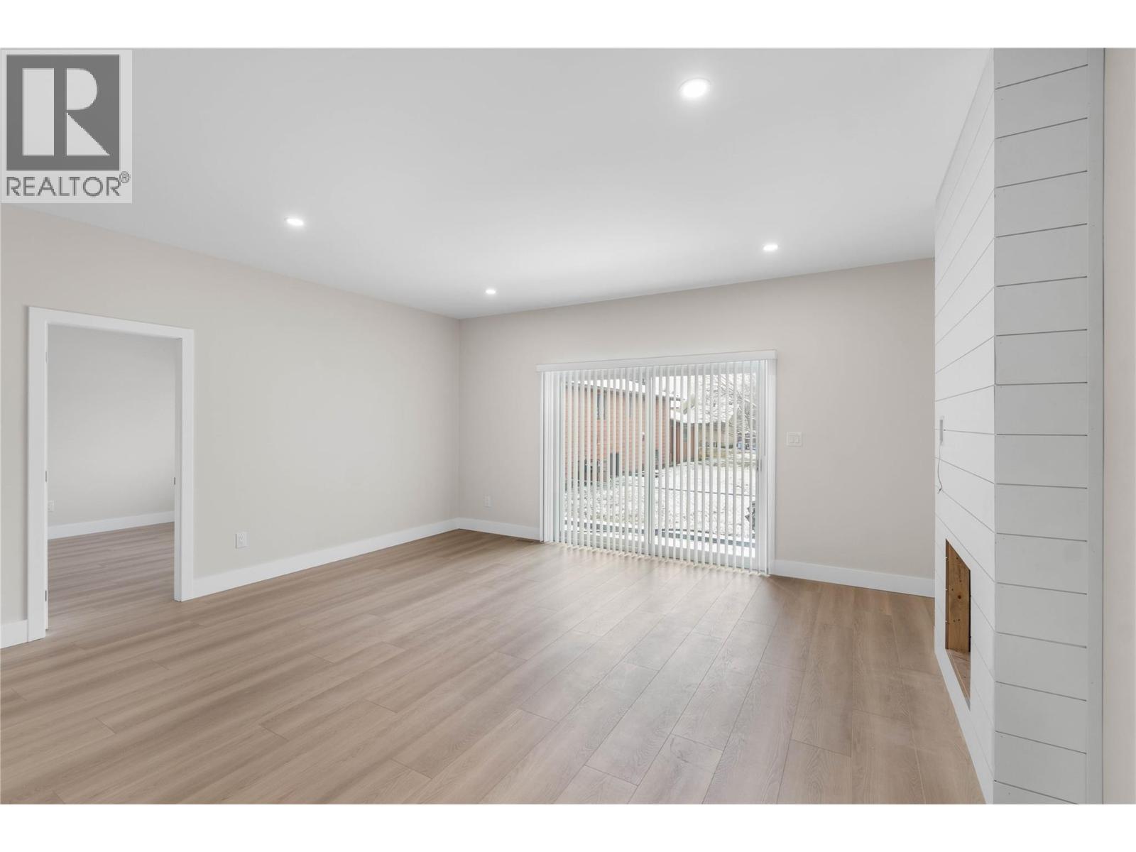 #14 220 Shepherd Road - 21