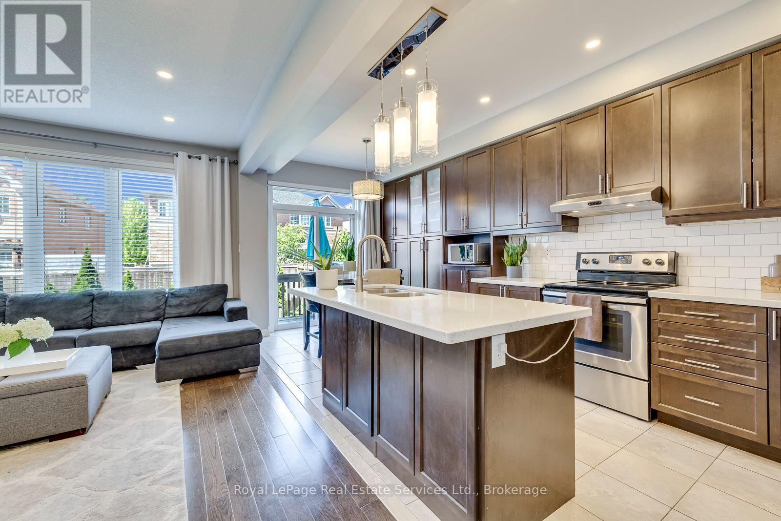 23 DIAMOND LEAF LANE - 11