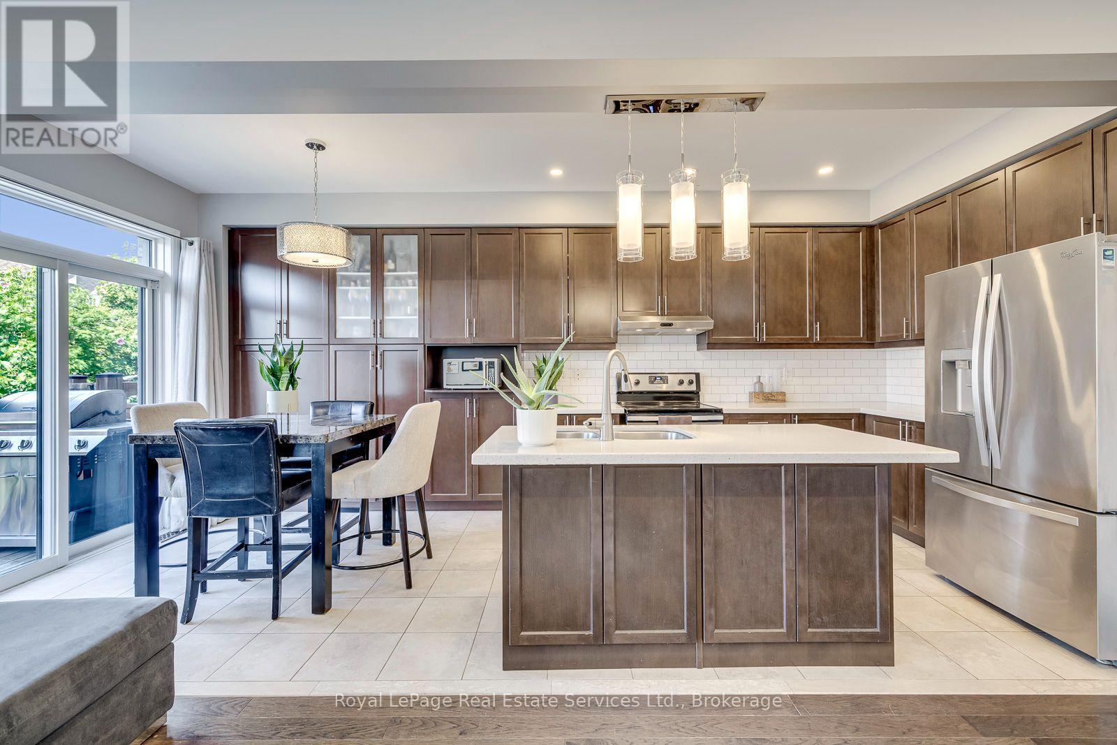 23 DIAMOND LEAF LANE - 12