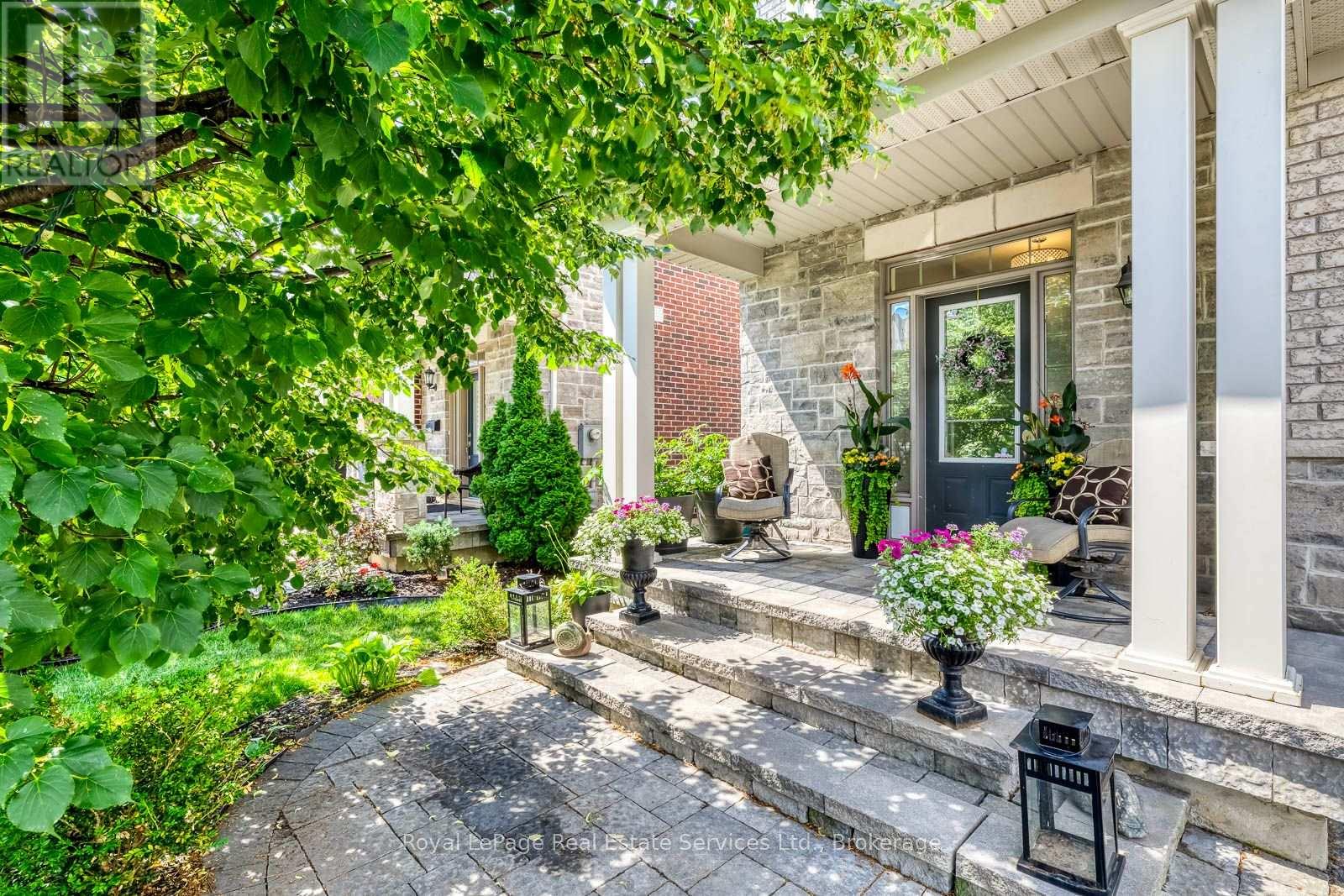 23 DIAMOND LEAF LANE - 2