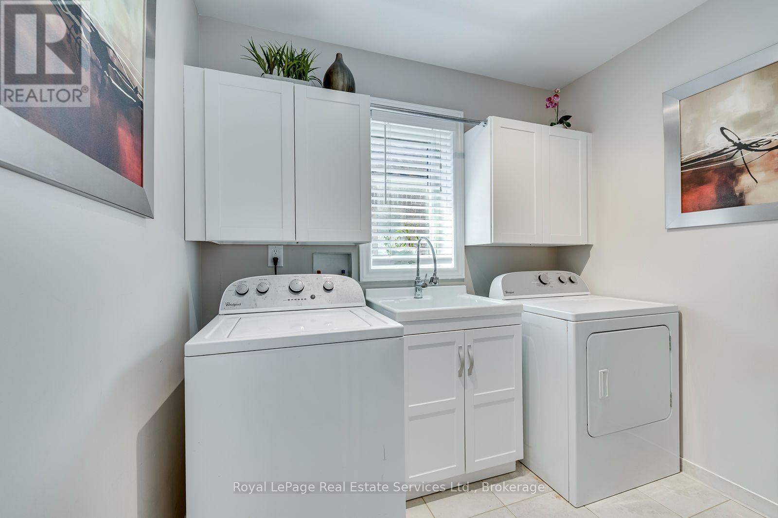 23 DIAMOND LEAF LANE - 22