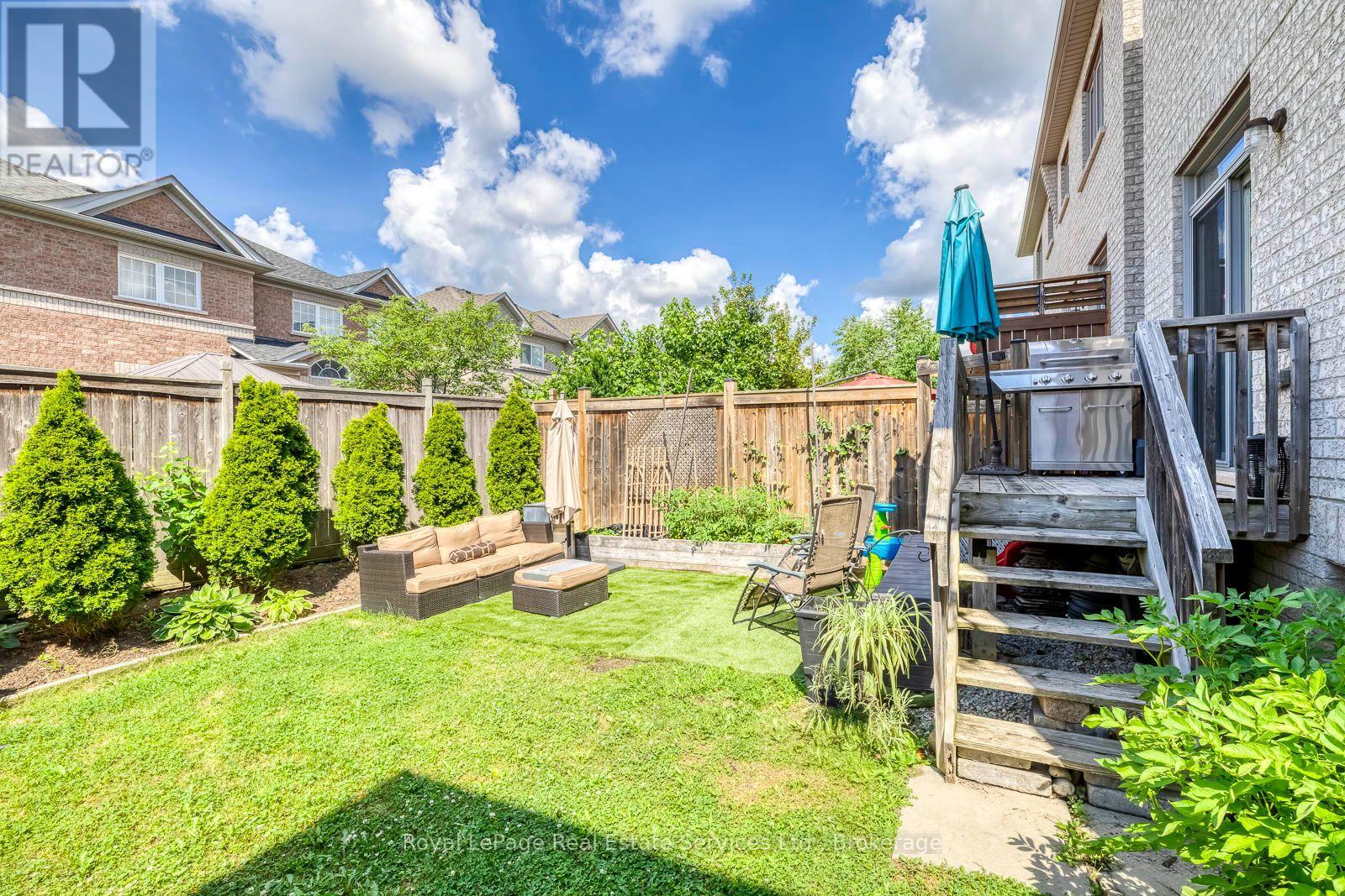 23 DIAMOND LEAF LANE - 25