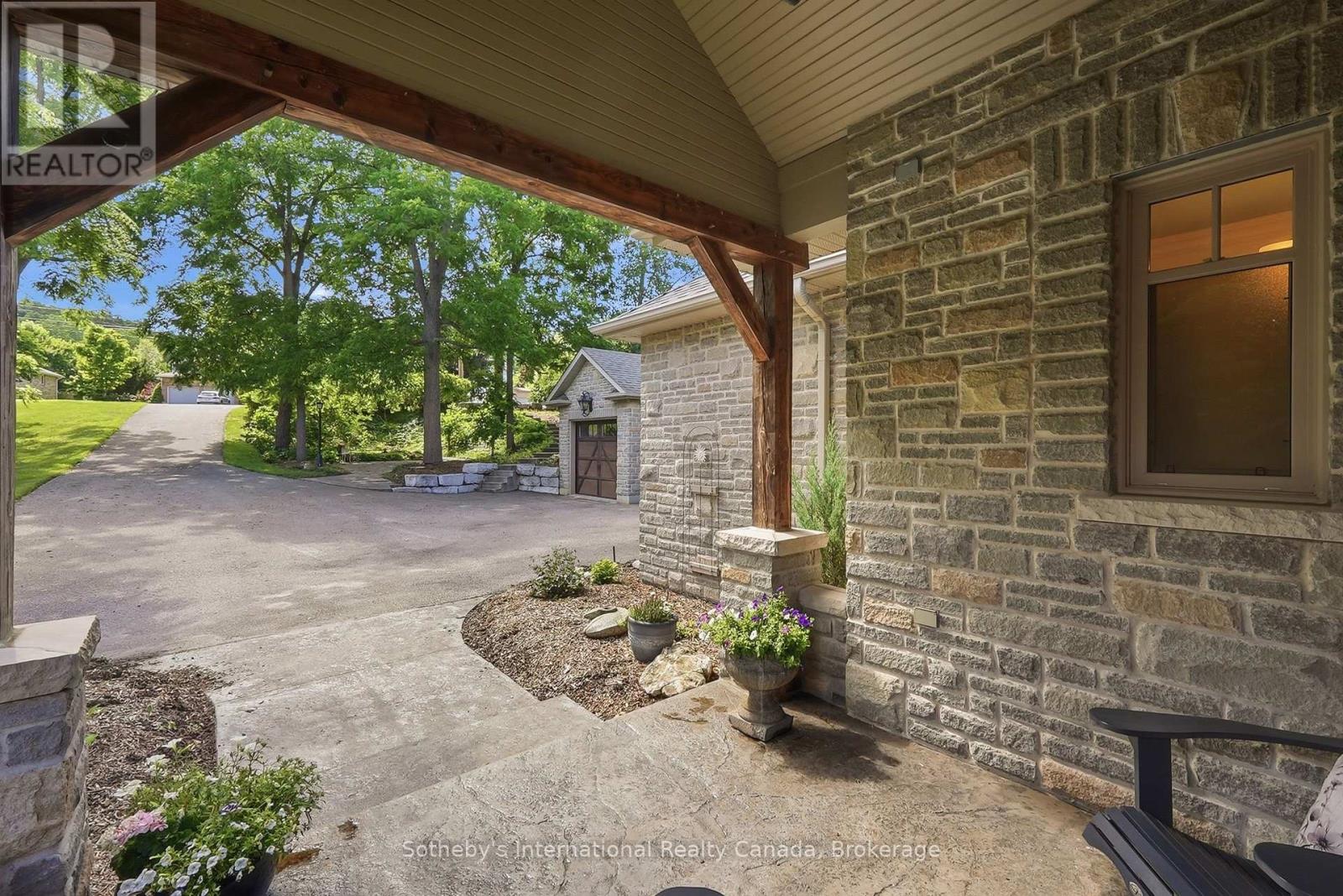 265 WEST RIVER ROAD - 5