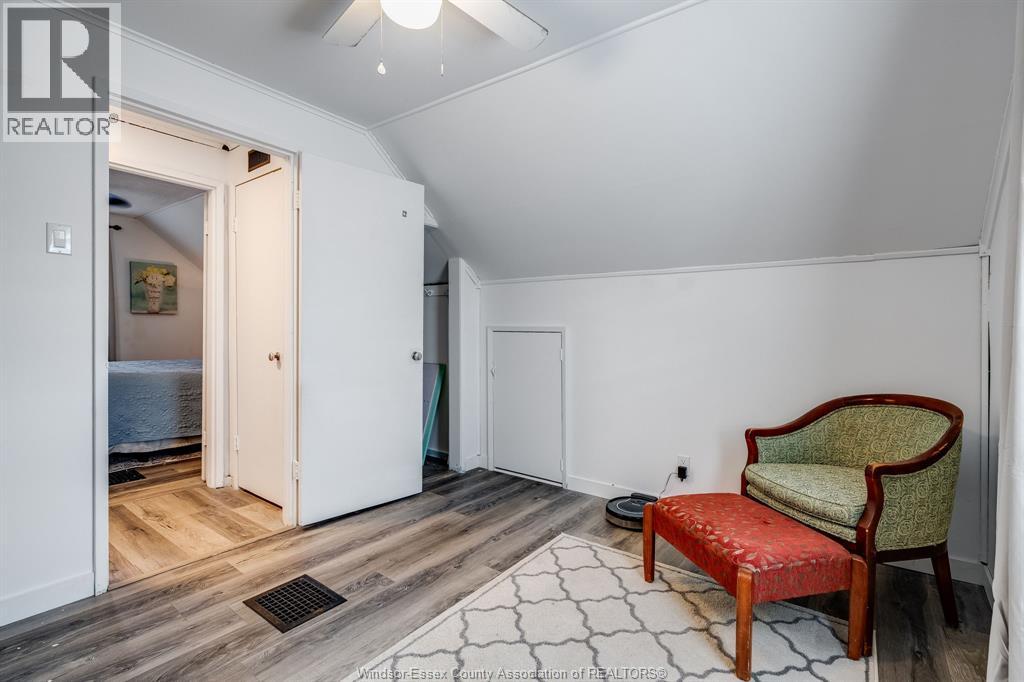 1353 George AVENUE - 21