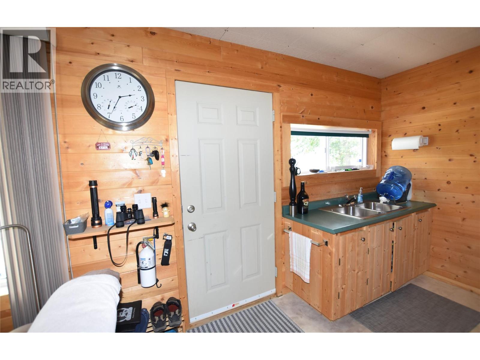 Intil Road Road Unit# 1, Vernon