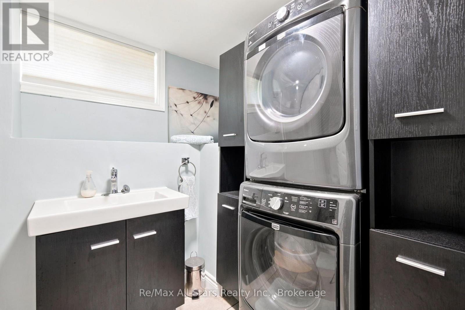 1 MAPLE GROVE STREET - 25