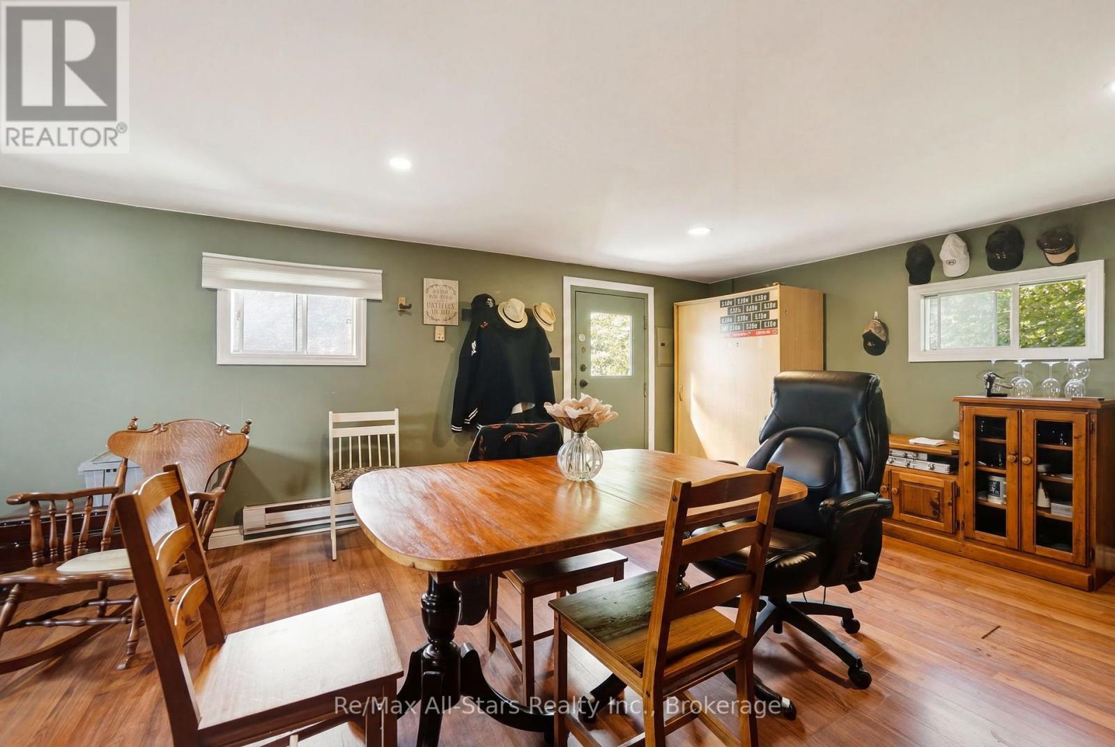 1 MAPLE GROVE STREET - 32