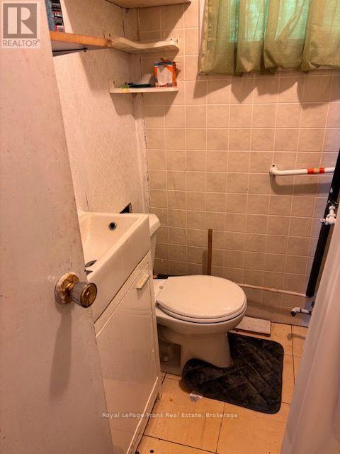 275 FARADALE DRIVE - 10