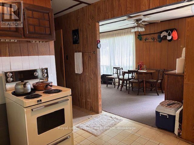 275 FARADALE DRIVE - 13