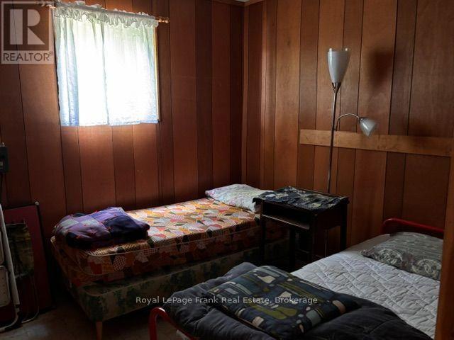 275 FARADALE DRIVE - 5