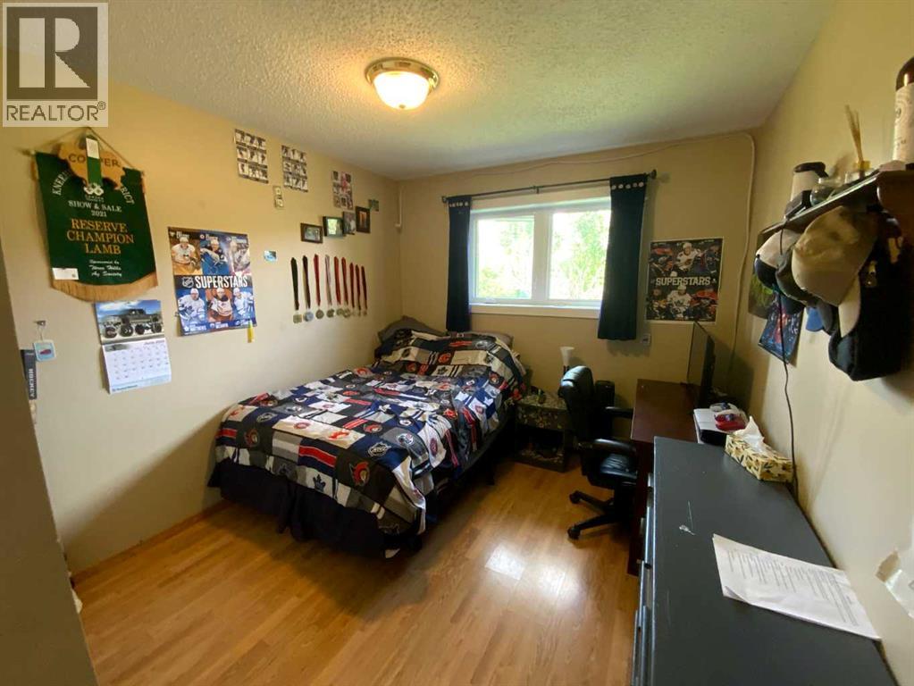 231052 330 Township - 19