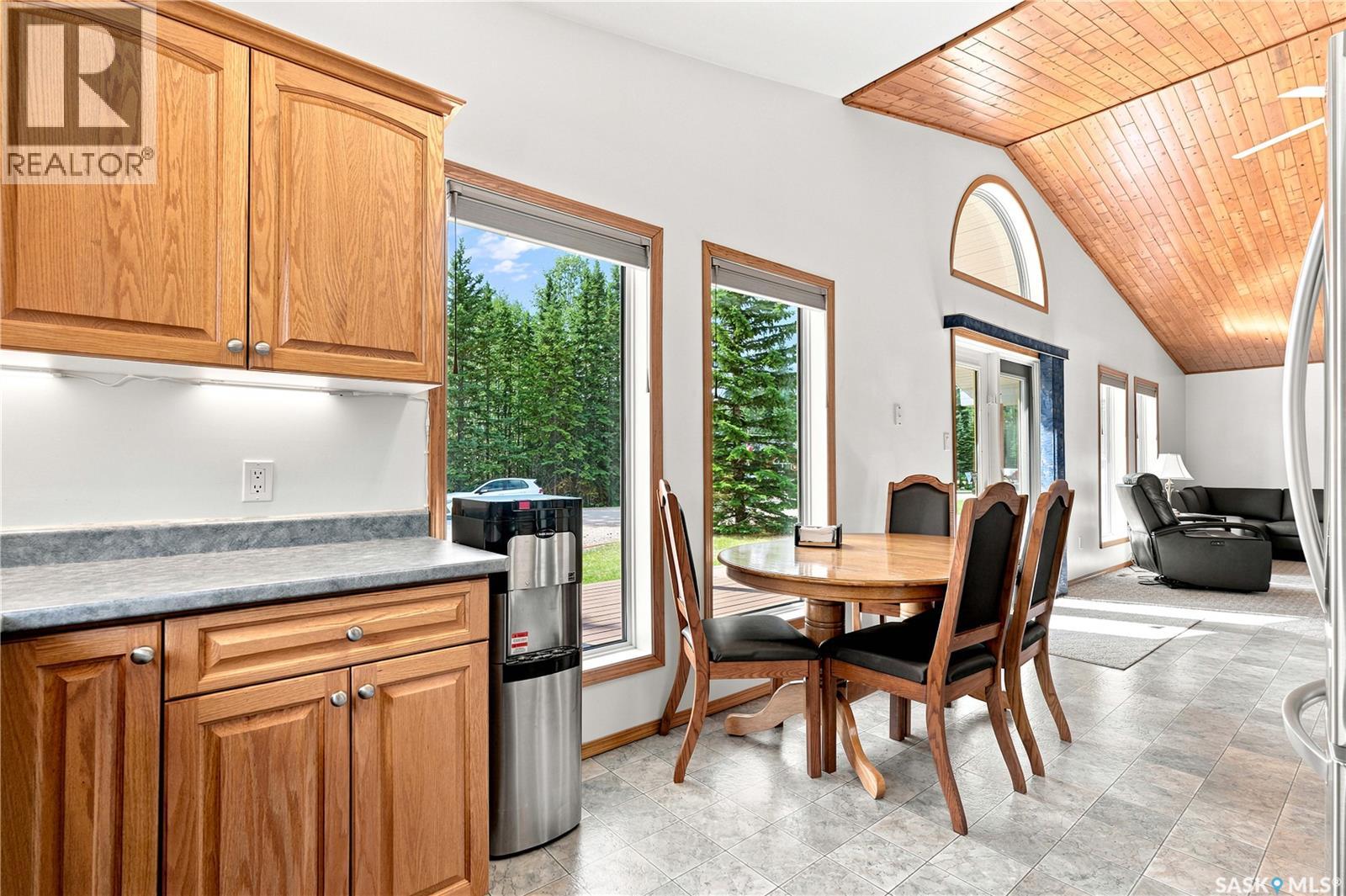 2 Steen PLACE - 23