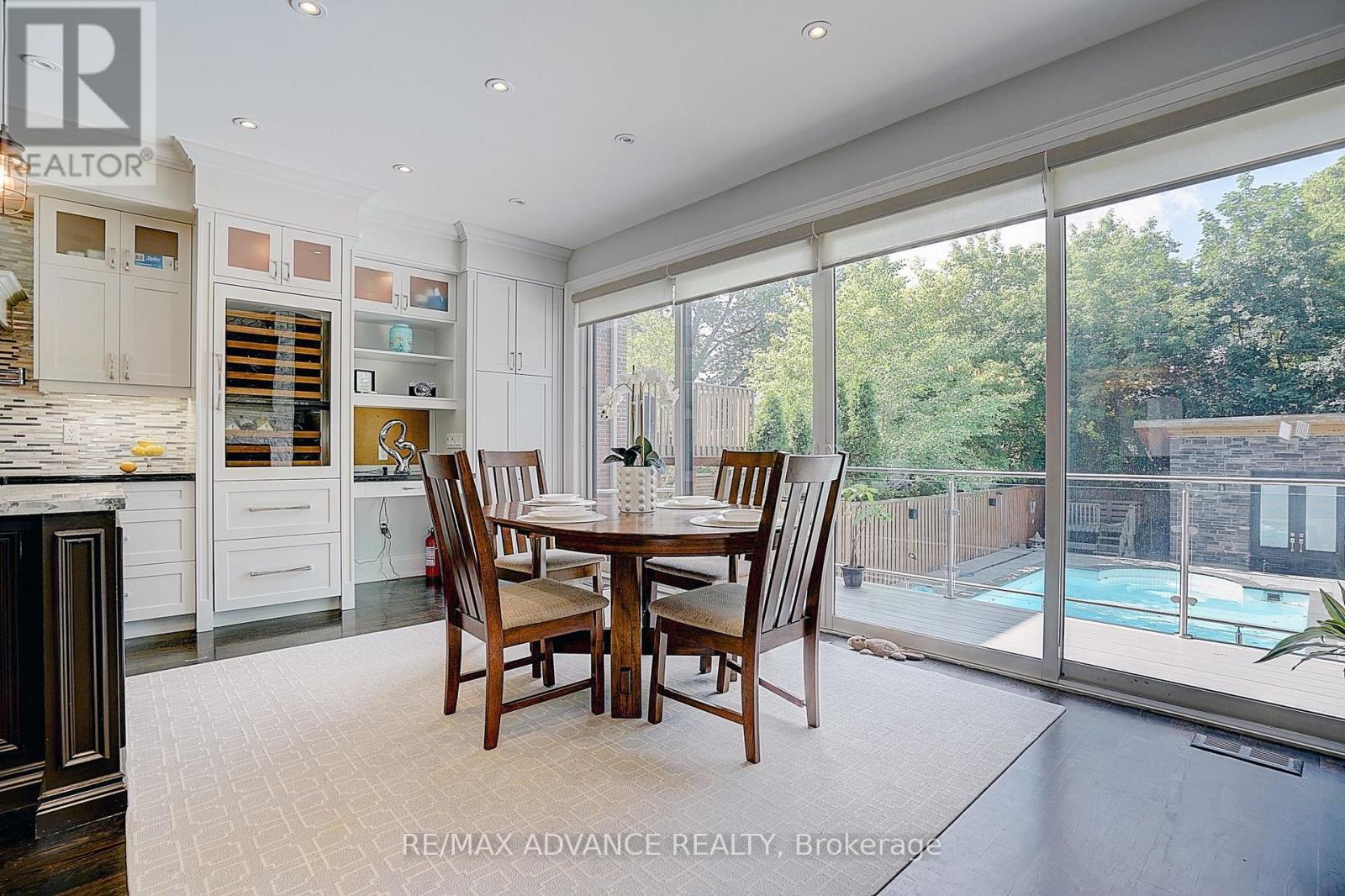 218 CAMERON AVENUE - 13