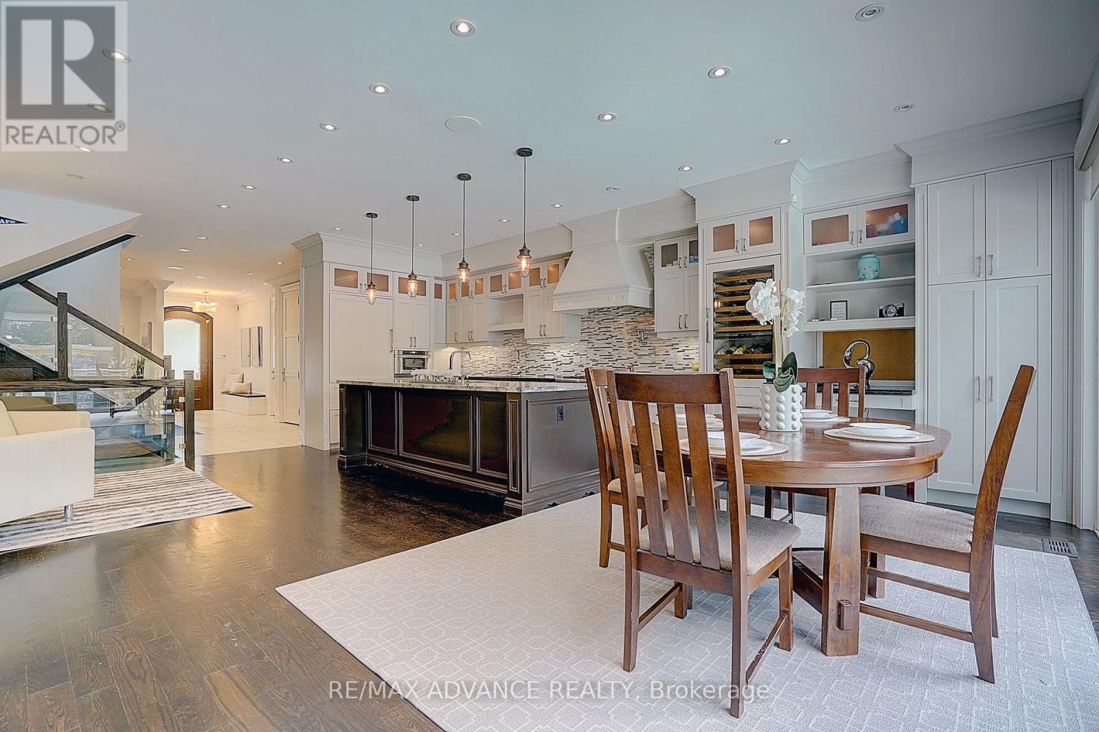 218 CAMERON AVENUE - 14