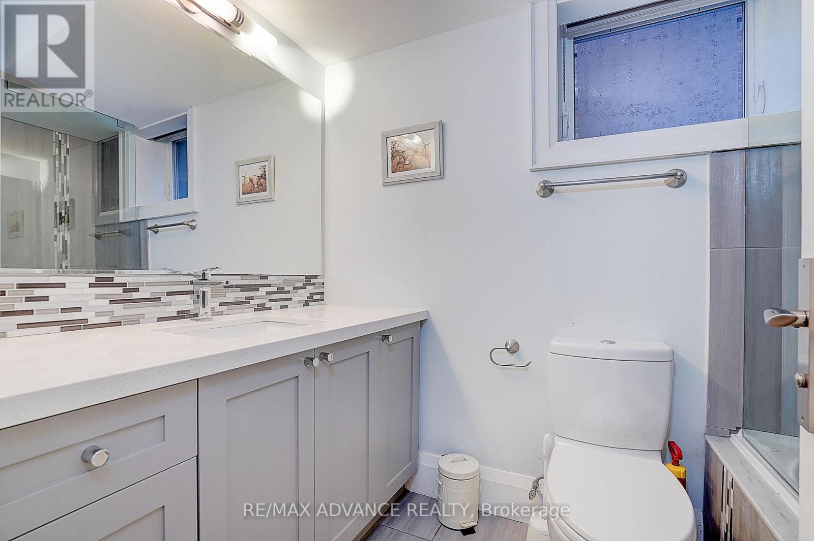 218 CAMERON AVENUE - 38