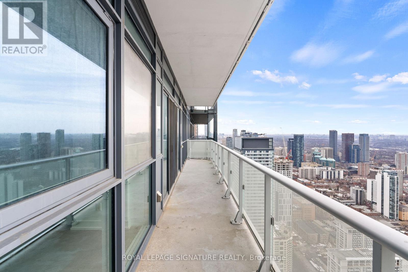 #6108 7 GRENVILLE STREET - 28