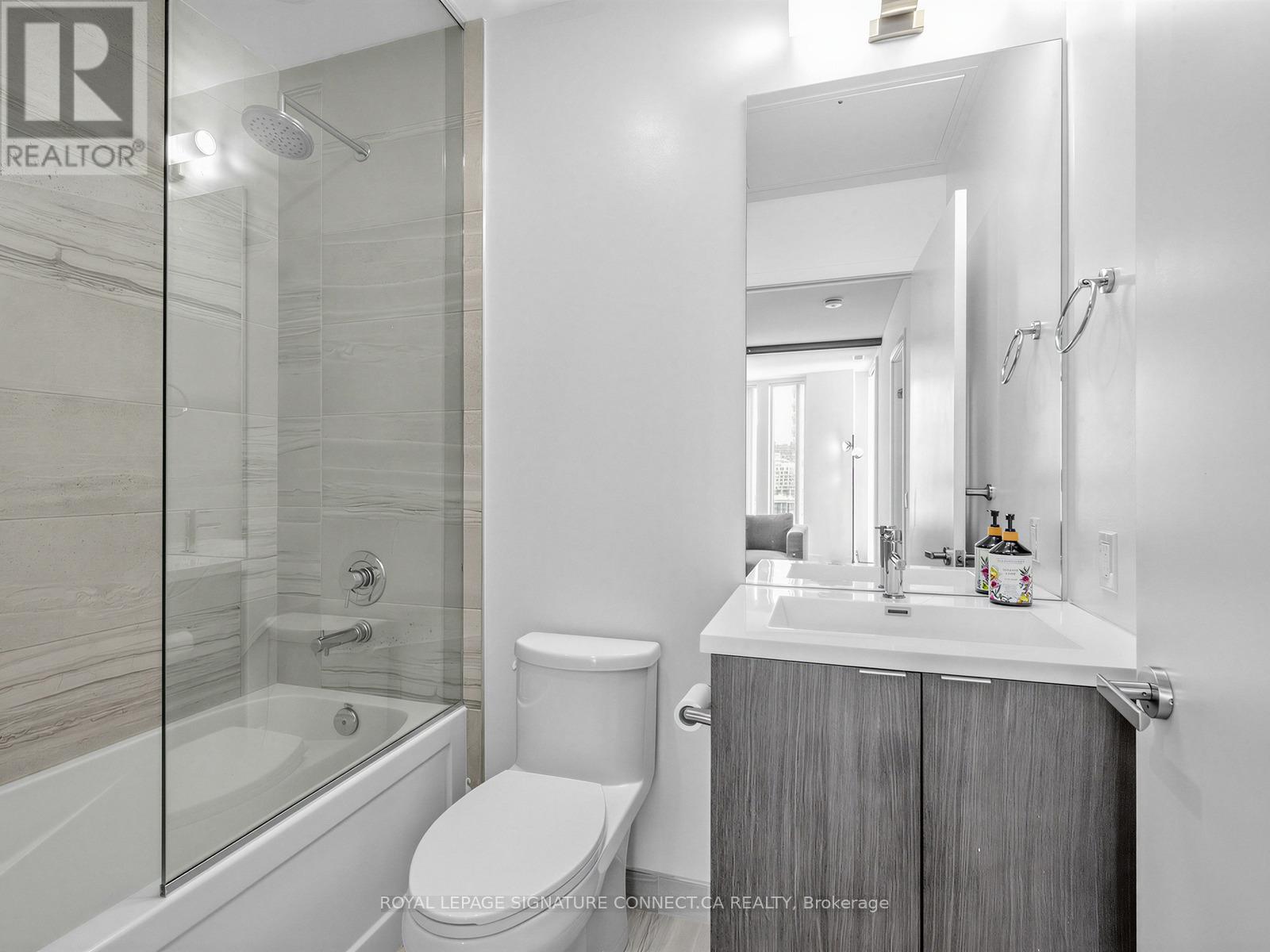 #805 138 DOWNES STREET - 20