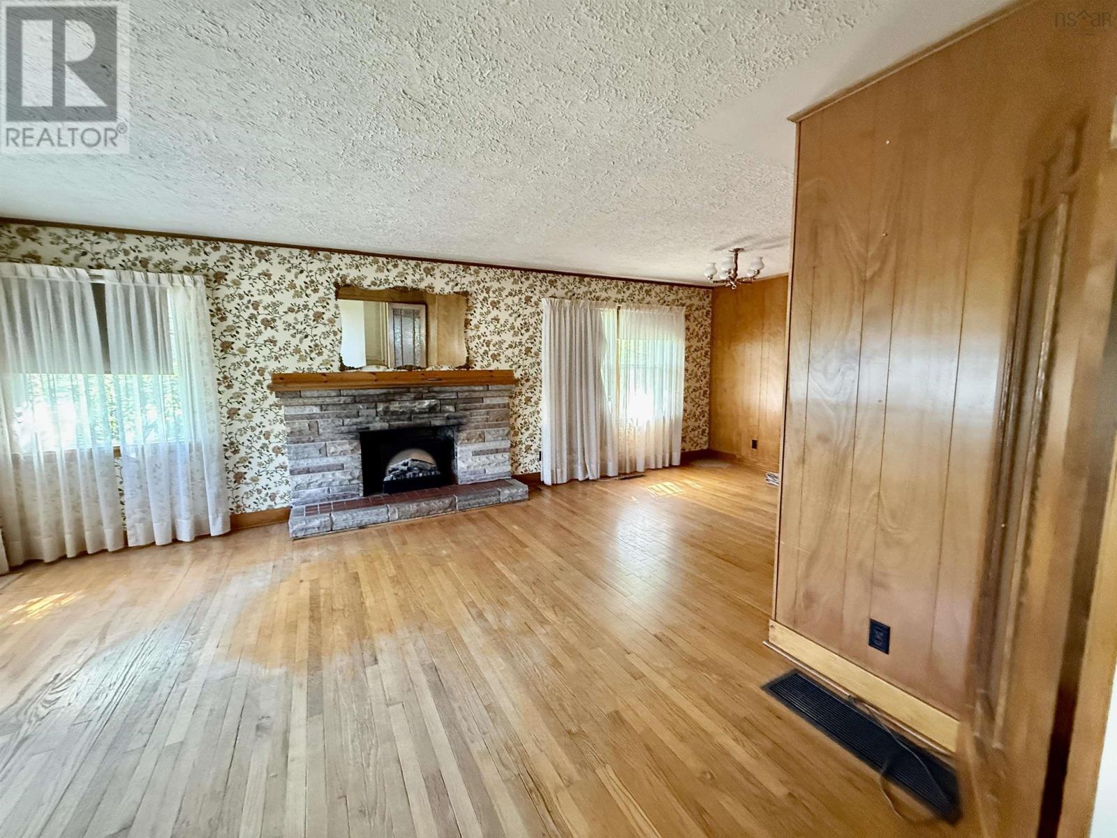 674 Hammonds Plains Road - 4