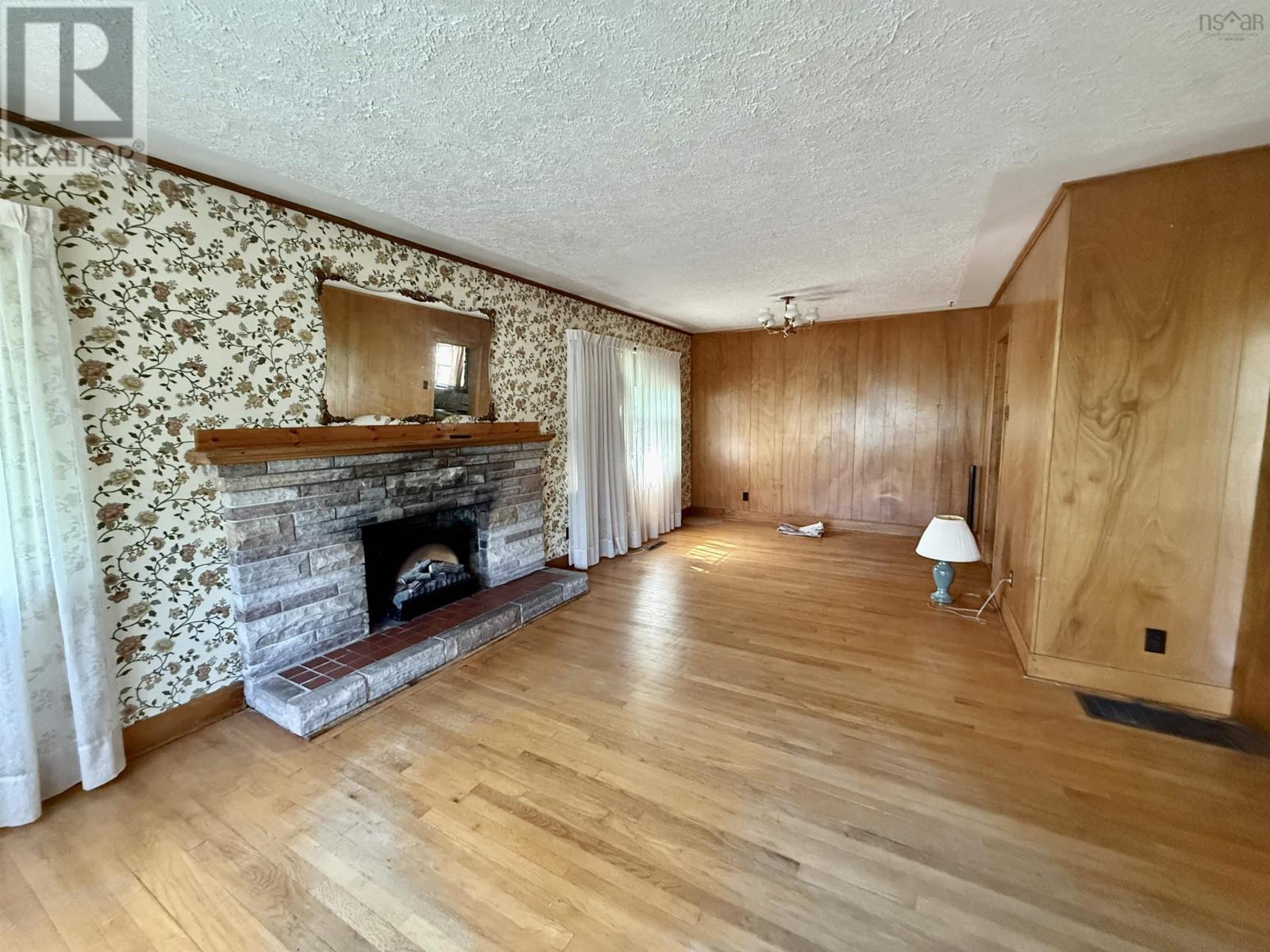 674 Hammonds Plains Road - 5