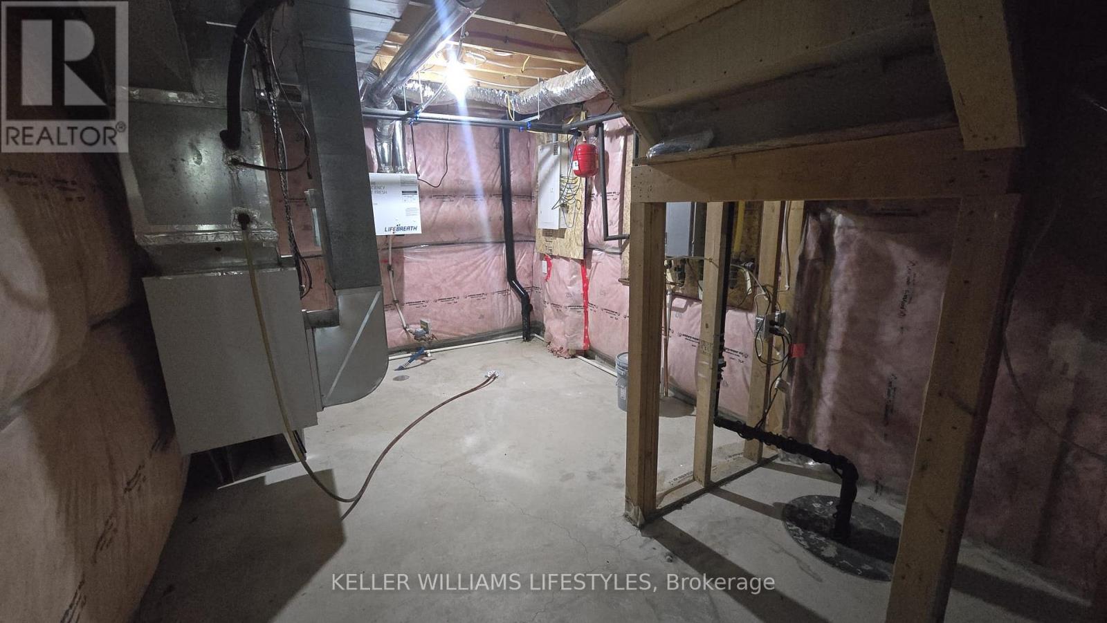 1301 MICHAEL CIRCLE - 22