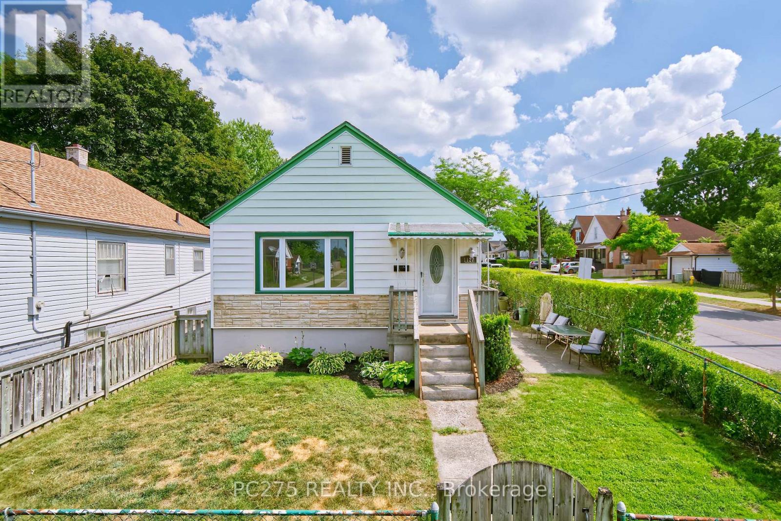1127 TRAFALGAR STREET - 1