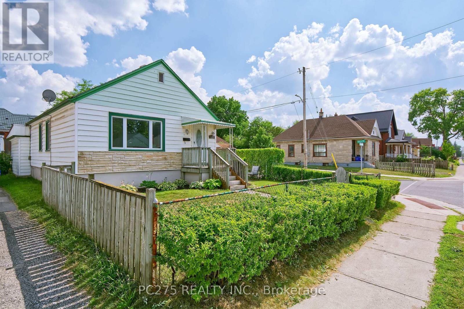 1127 TRAFALGAR STREET - 2