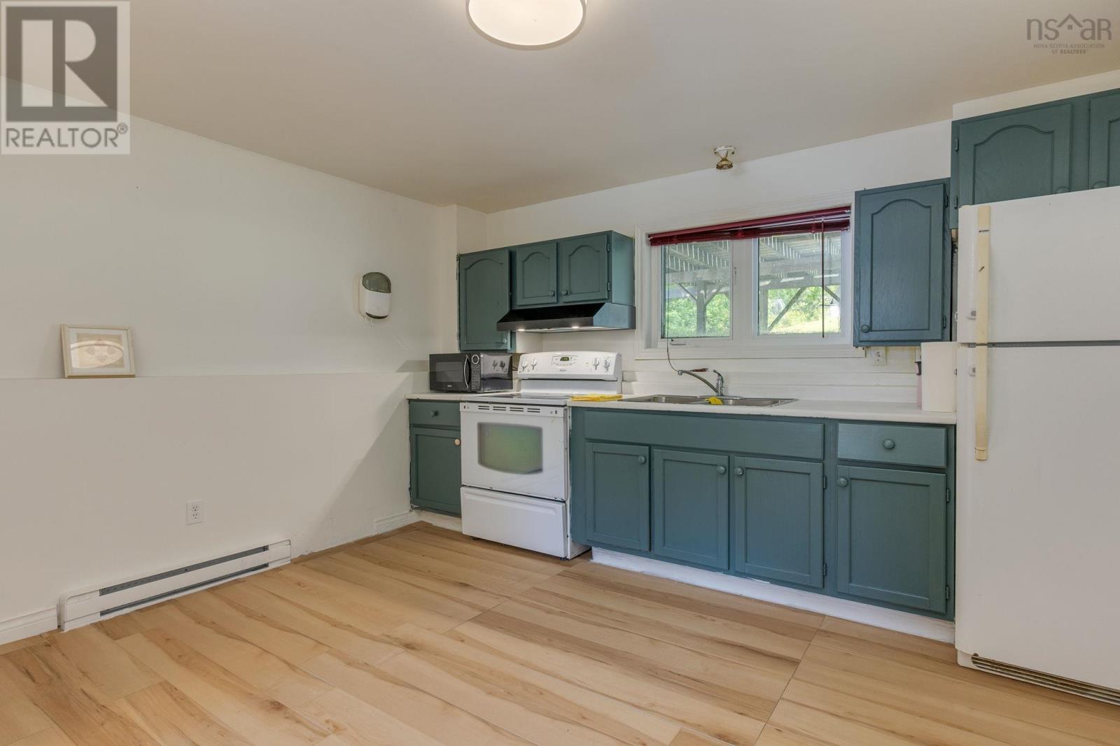 12-1/2 Mountain Road - 24
