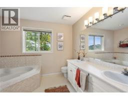 3255 Folkestone Dr, Nanaimo, BC V9T5V2 Photo 20