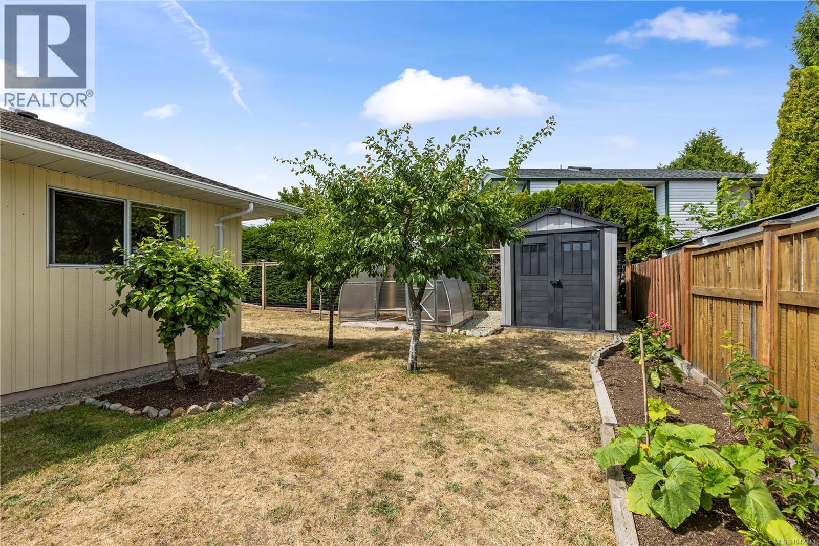 763 Camellia Pl - 9