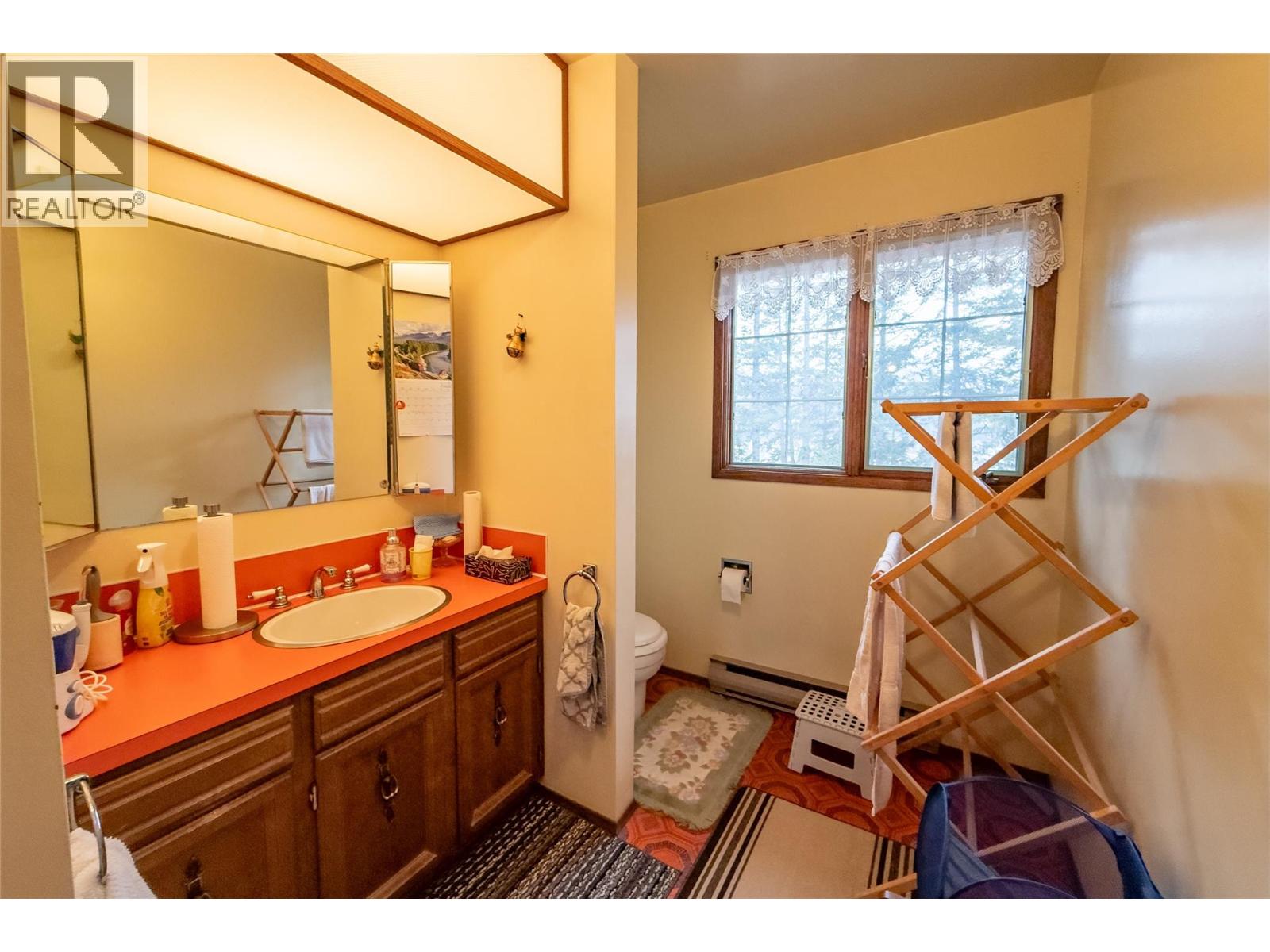 1420 Birch Crescent - 27