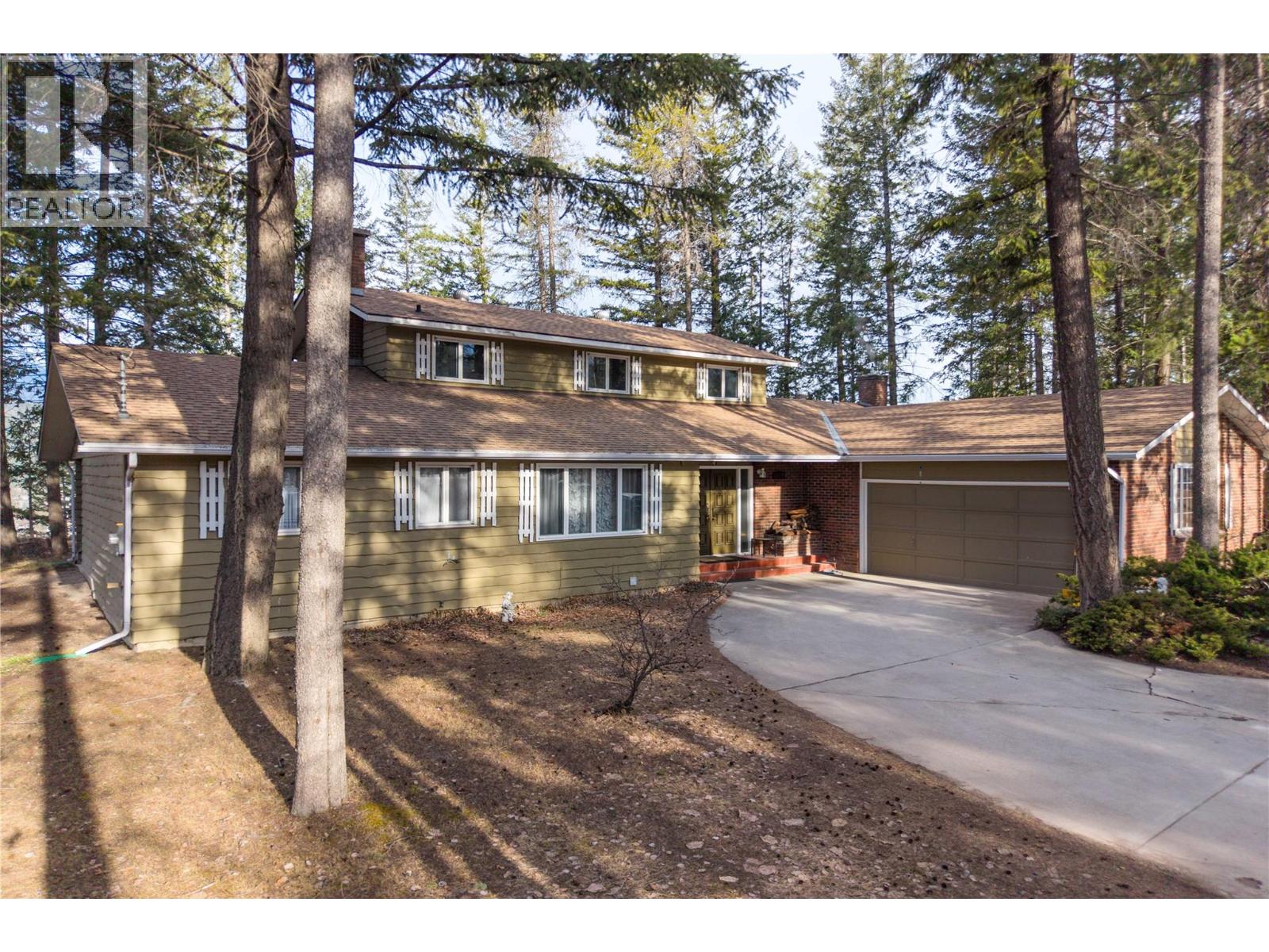 1420 Birch Crescent - 36