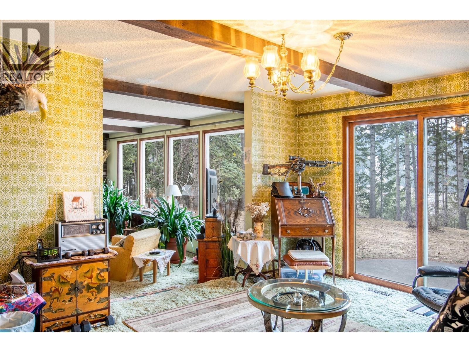 1420 Birch Crescent - 4
