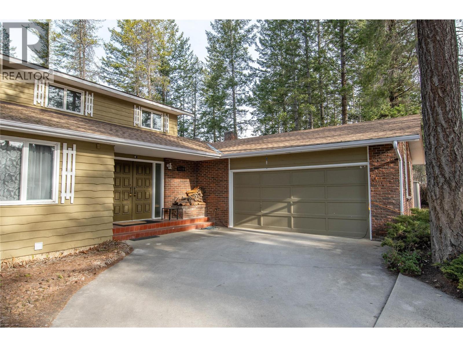 1420 Birch Crescent - 49