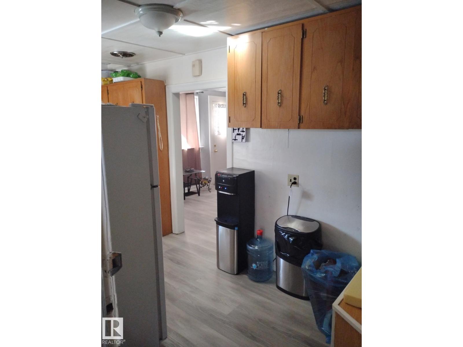 9740 - 109 ST - 9