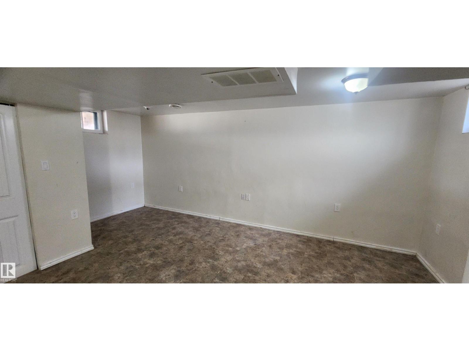 9740 - 109 ST - 20
