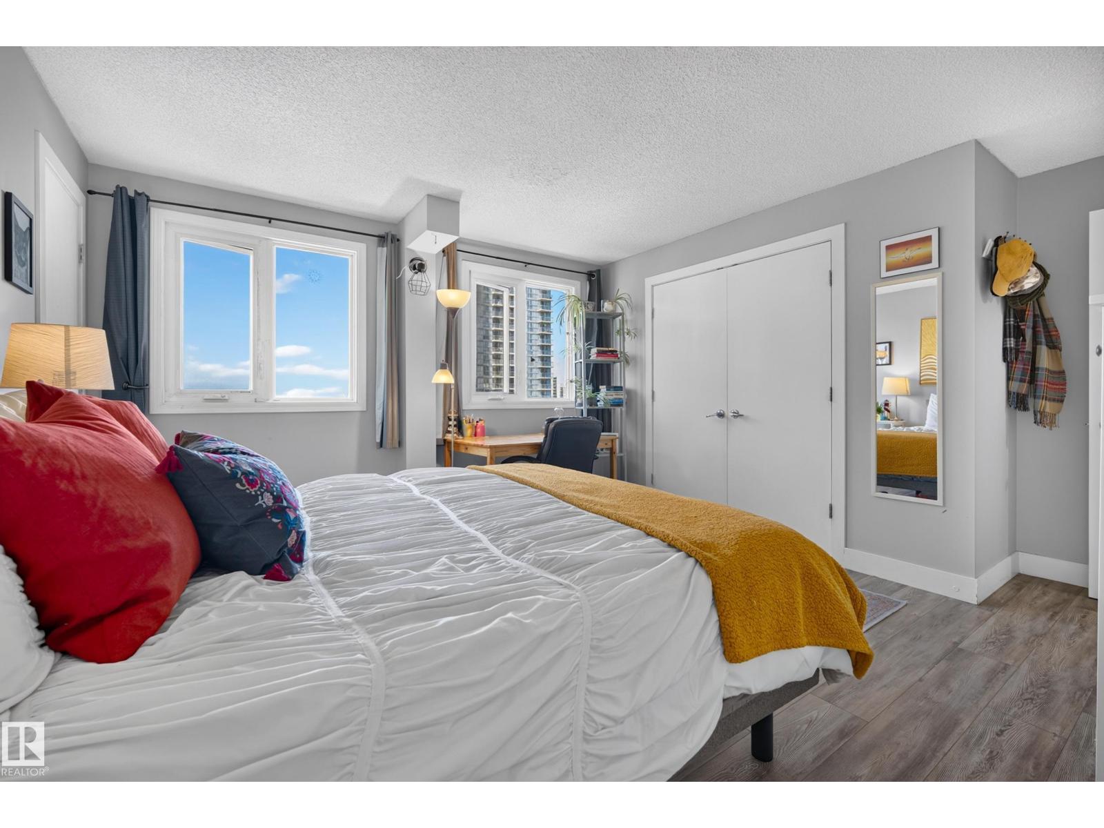 #1206 9715 110 ST NW - 14