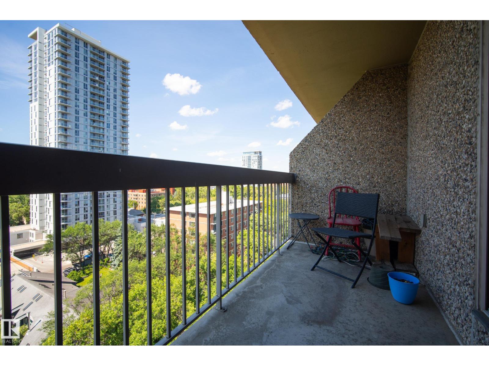 #1206 9715 110 ST NW - 26