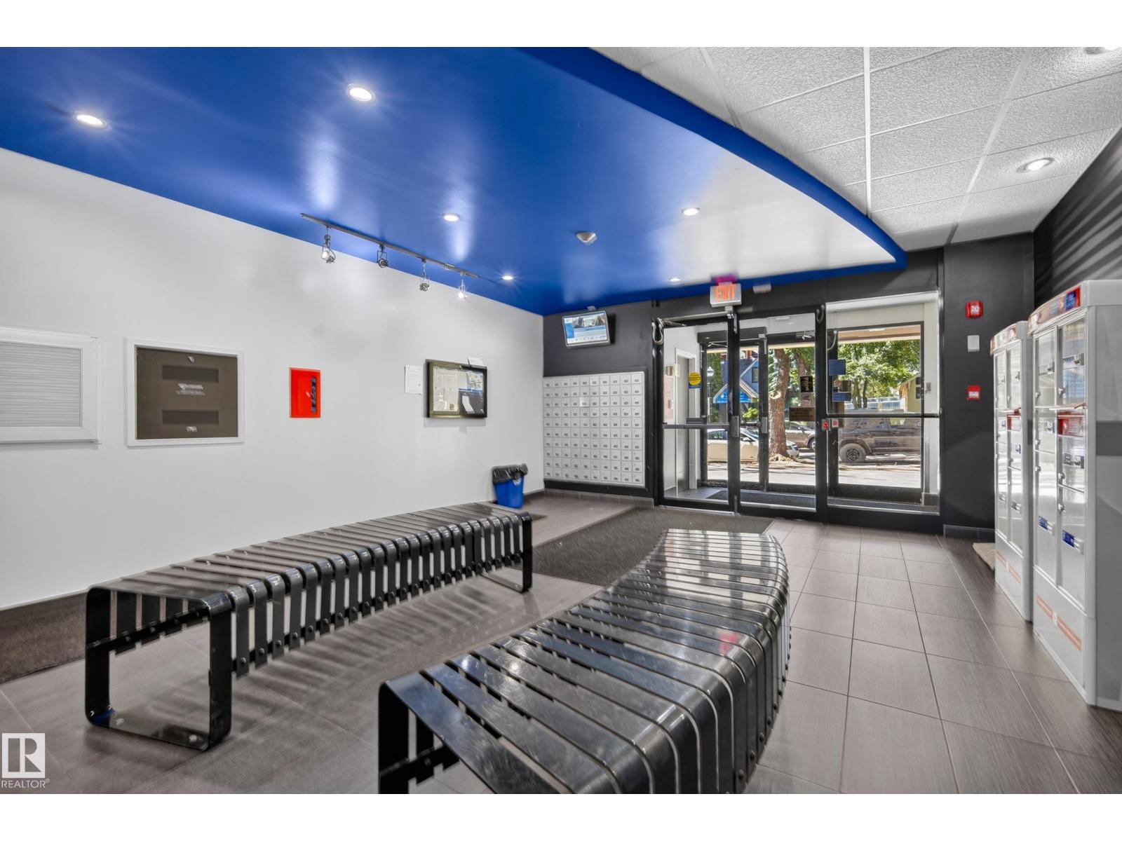 #1206 9715 110 ST NW - 28