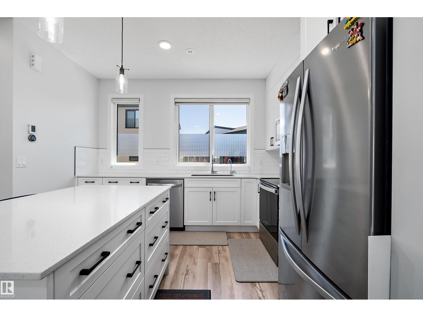 #26 11910 35 AV SW - 11