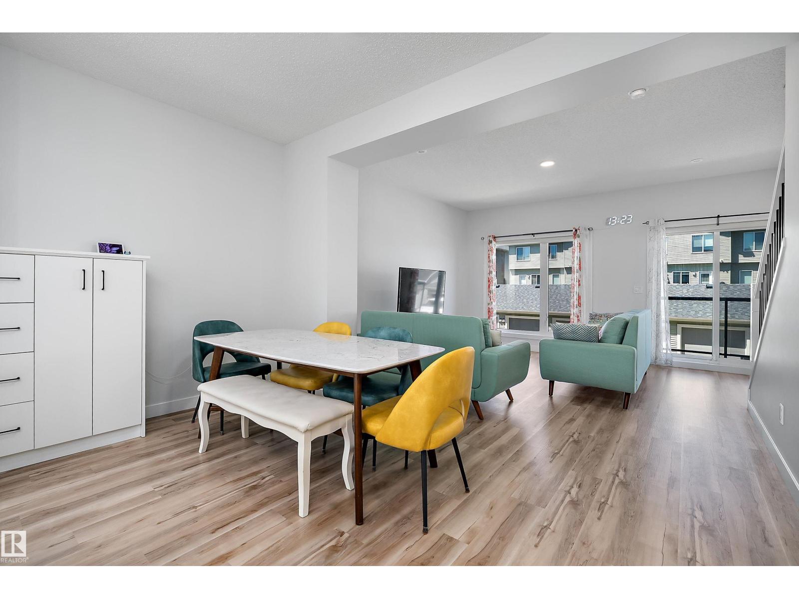 #26 11910 35 AV SW - 15