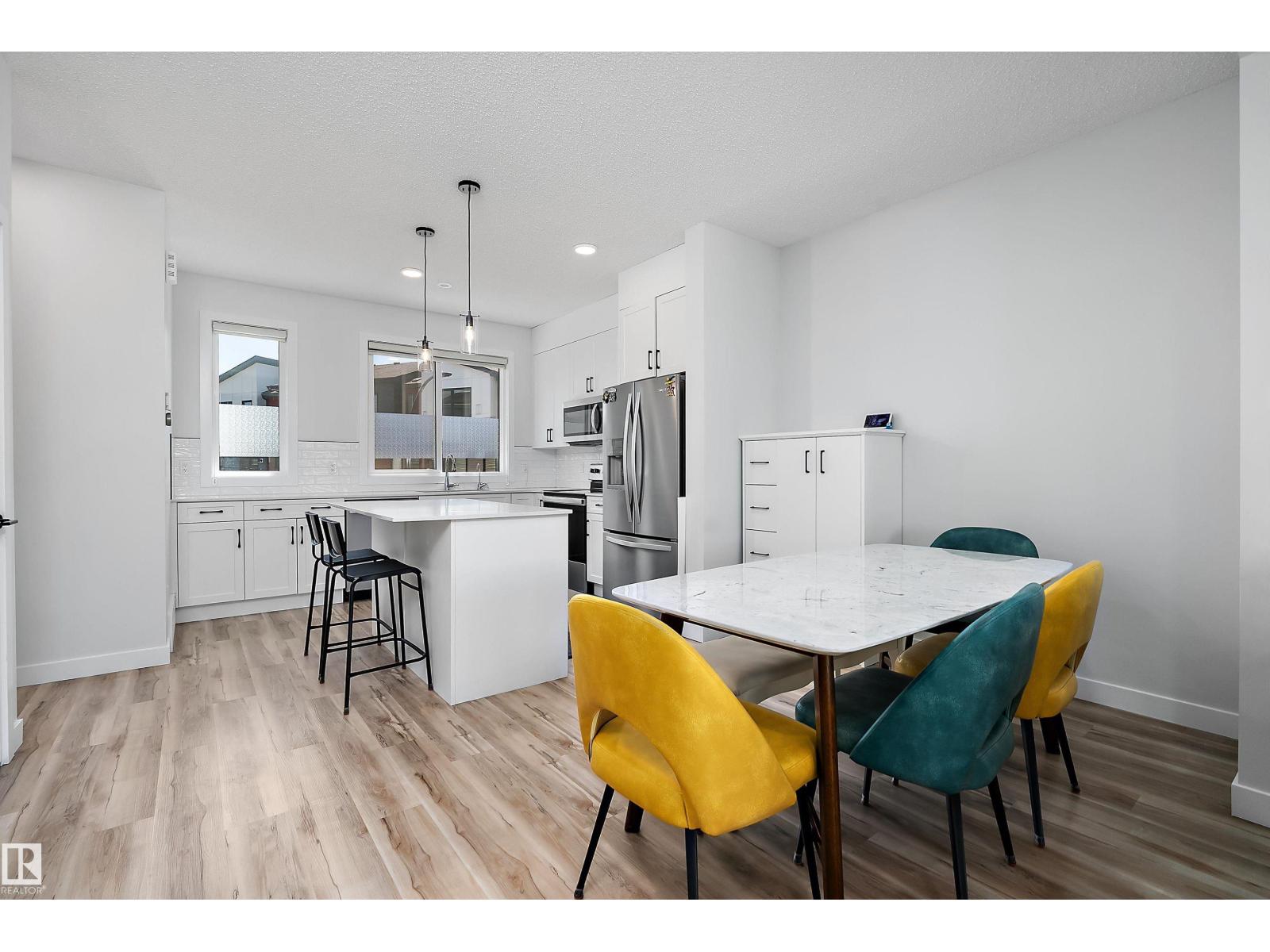#26 11910 35 AV SW - 16