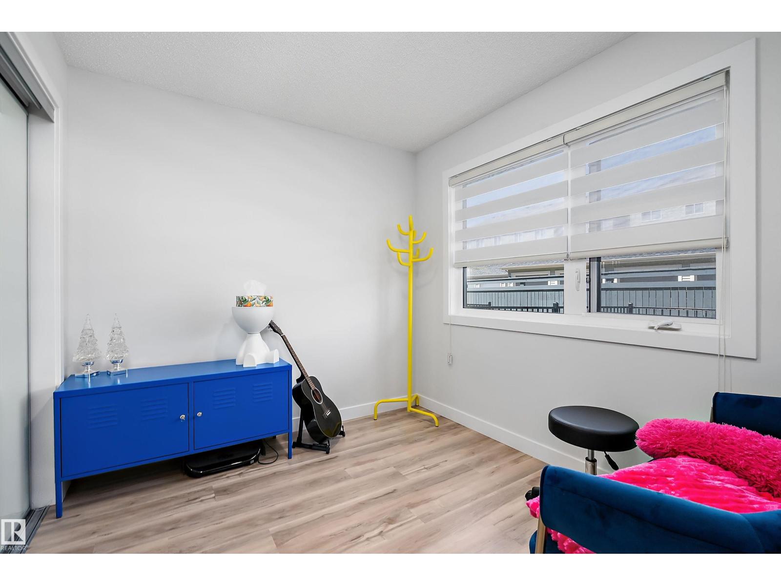 #26 11910 35 AV SW - 5