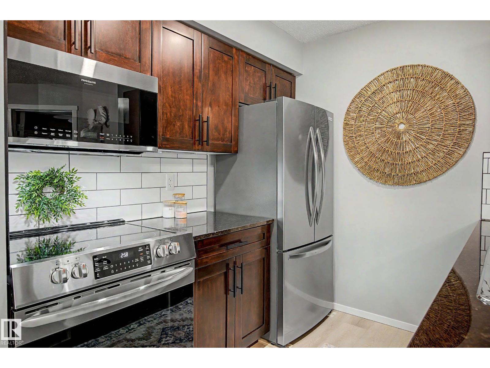 #105 5390 CHAPPELLE RD SW - 4