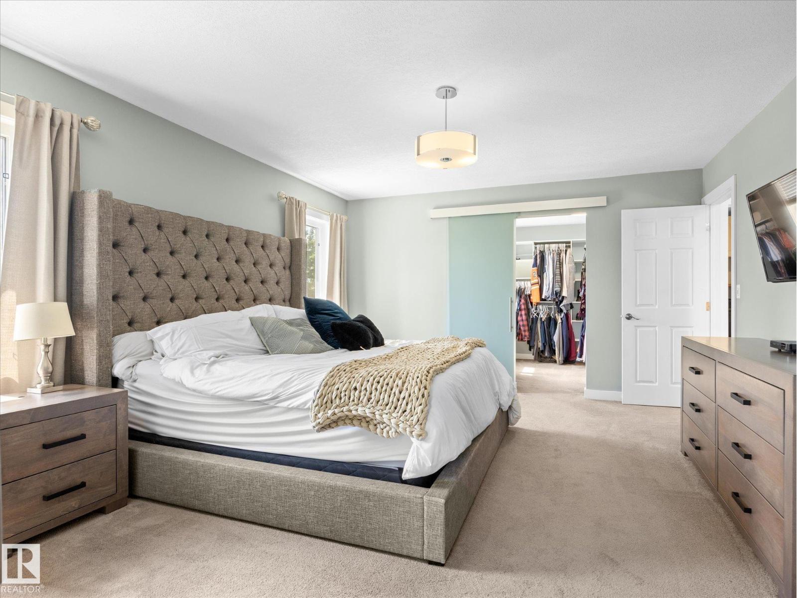 8 LEONARD DR - 22